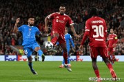 欧冠又爆冷！范戴克头槌绝杀，利物浦3-2马德里竞技